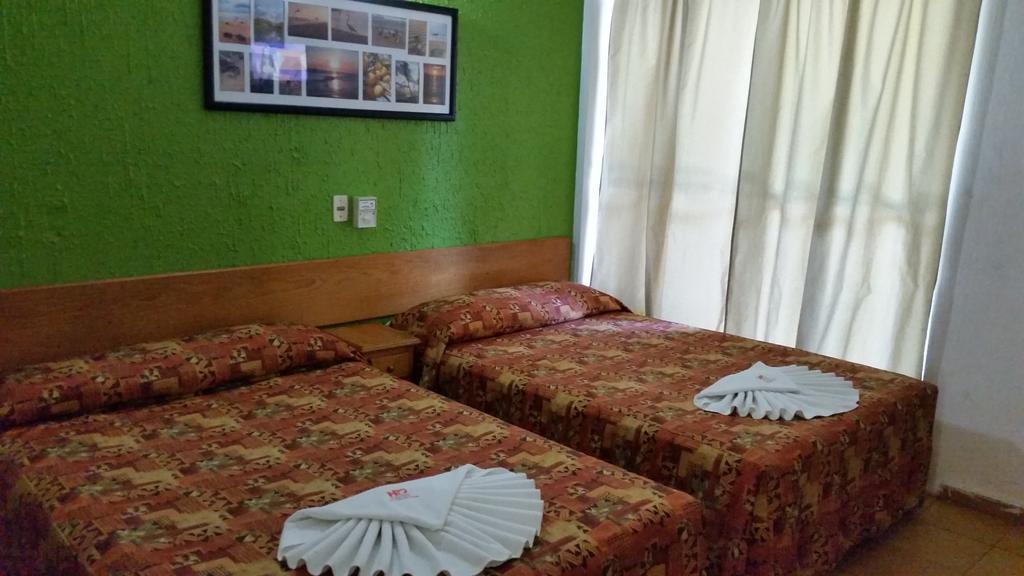 Hotel Delfin Playa Azul Lázaro Cárdenas Exteriér fotografie