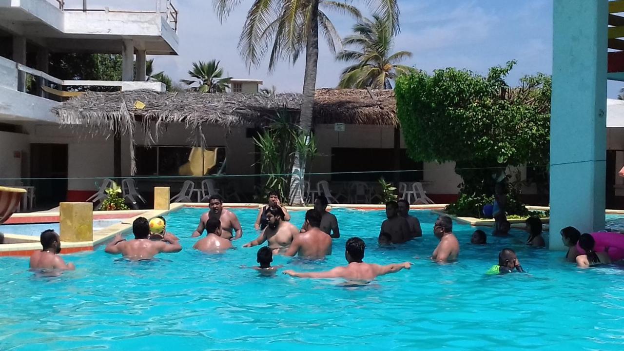 Hotel Delfin Playa Azul Lázaro Cárdenas Exteriér fotografie